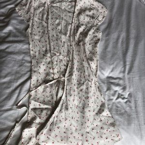 brandy melville robbie rose dress white one size